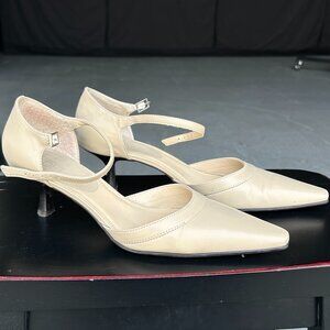 LOFT women's kitten heels